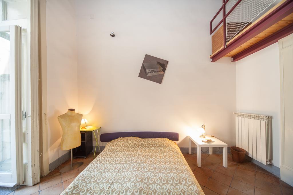 B&B Stella 10 Neapel Rum bild